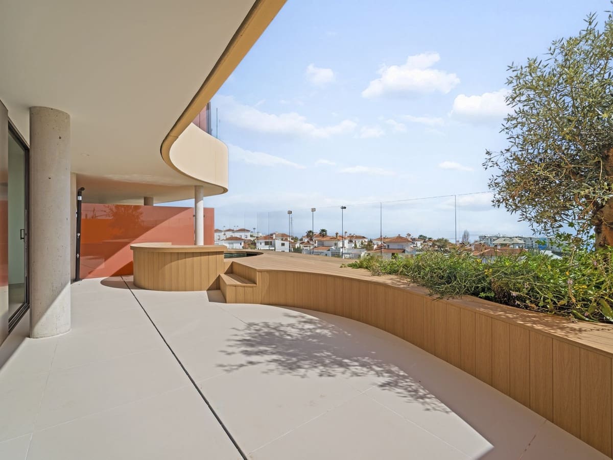 2 bedroom Apartment for sale in Fuengirola - € 849,000 (Ref: 9783923)