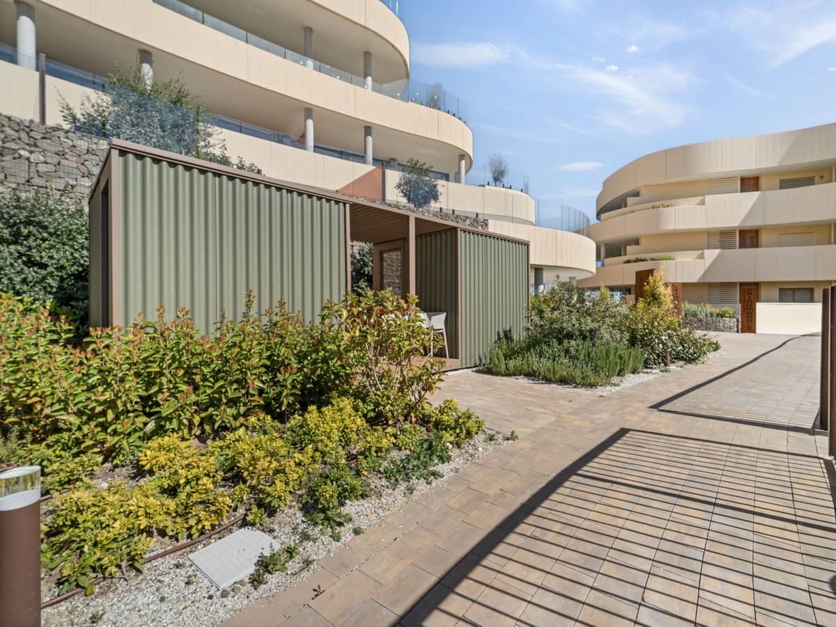 2 bedroom Apartment for sale in Fuengirola - € 849,000 (Ref: 9783923)