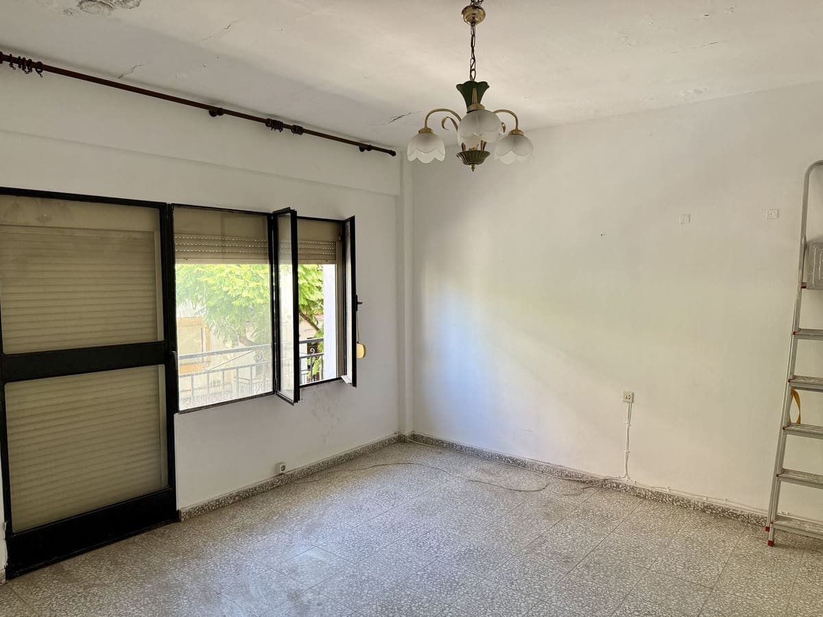 8 slaapkamer Appartement te koop in Fuengirola - € 650.000 (Ref: 9783924)