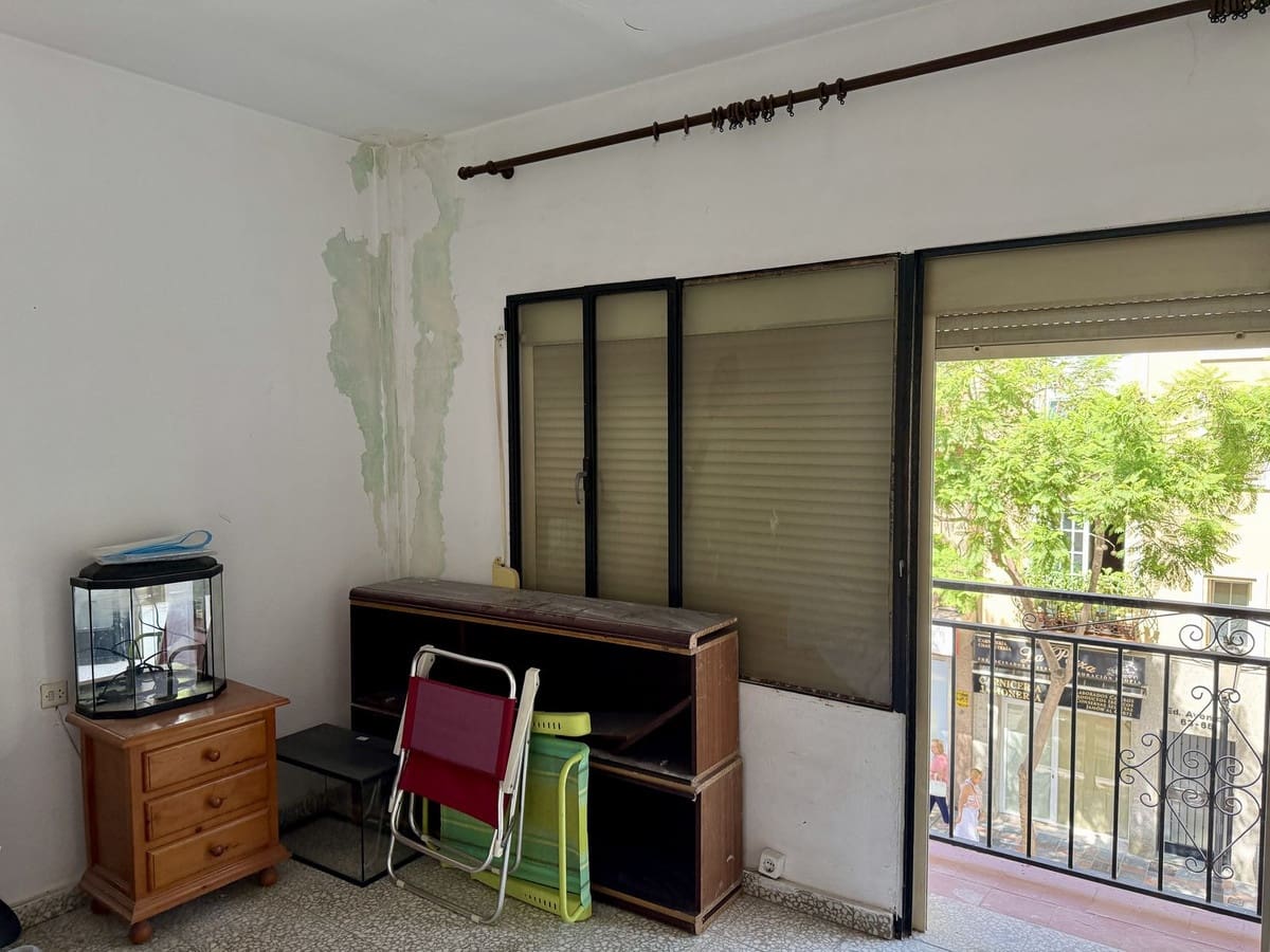 8 slaapkamer Appartement te koop in Fuengirola - € 650.000 (Ref: 9783924)