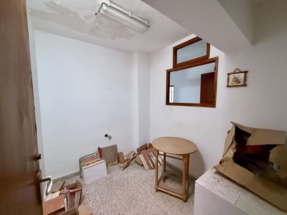 8 slaapkamer Appartement te koop in Fuengirola - € 650.000 (Ref: 9783924)