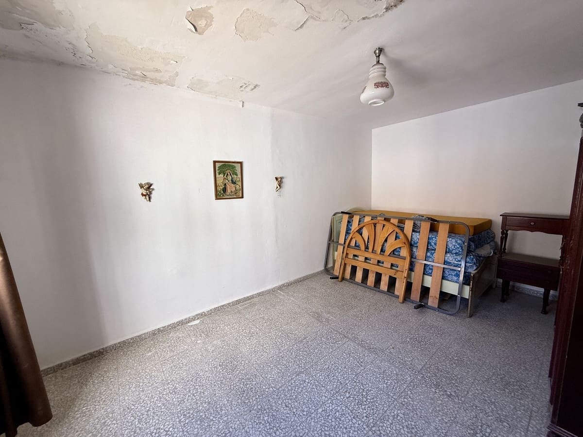 8 slaapkamer Appartement te koop in Fuengirola - € 650.000 (Ref: 9783924)