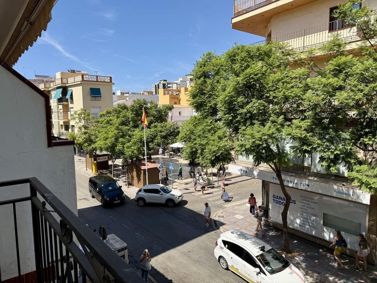 8 slaapkamer Appartement te koop in Fuengirola - € 650.000 (Ref: 9783924)