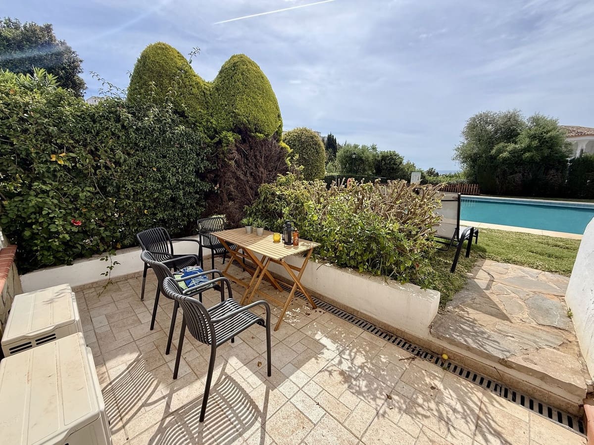 2 sypialnia Dom na sprzedaż w Calahonda - 425 000 € (Ref: 9783925)