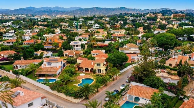 4 quarto Moradia para venda em Marbesa, Marbella - 1 395 000 € (Ref: 9783930)