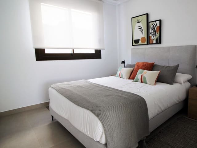 4 chambre Maison de Ville à vendre à Pilar de la Horadada ciudad, Pilar de la Horadada avec piscine - 384 900 € (Ref: 9784016)