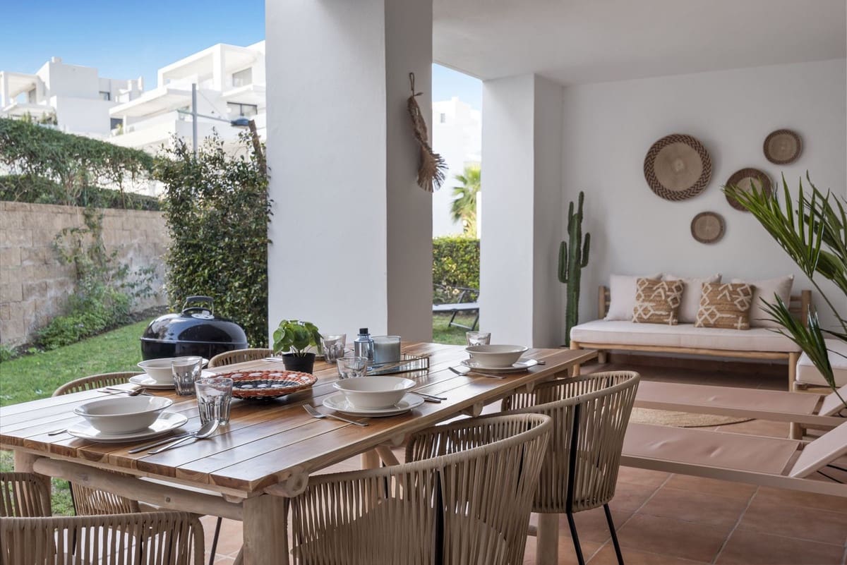 2 soverom Leilighet til salgs i Estepona med garasje - € 420 000 (Ref: 9789949)