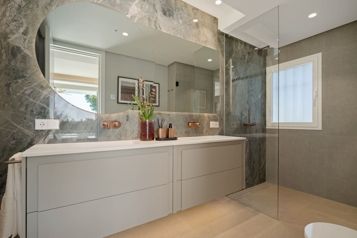 4 slaapkamer Appartement te koop in Golden Mile - € 2.450.000 (Ref: 9789953)