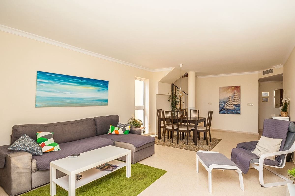 2 soverom Penthouse til salgs i Elviria - € 498 000 (Ref: 9789954)