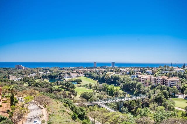 2 soverom Penthouse til salgs i Elviria, Marbella - € 498 000 (Ref: 9789954)