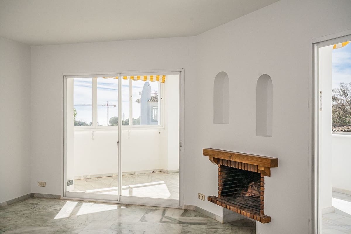 2 chambre Appartement à vendre à Elviria - 465 000 € (Ref: 9789956)