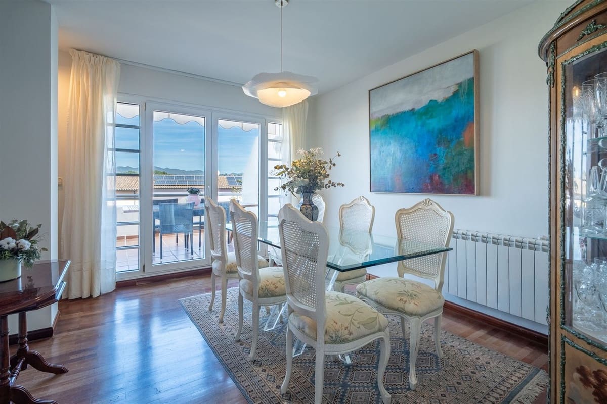 6 soveværelse Byhus til salg i Malaga by - € 1.375.000 (Ref: 9795945)