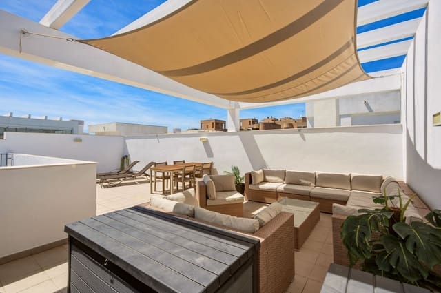 3 soverom Penthouse til salgs i Parque Central, Estepona med garasje - € 559 000 (Ref: 9795947)