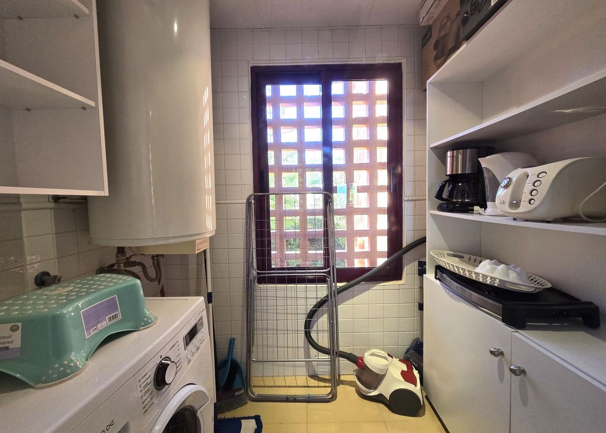 2 sovrum Lägenhet till salu i La Mairena med garage - 360 000 € (Ref: 9795950)