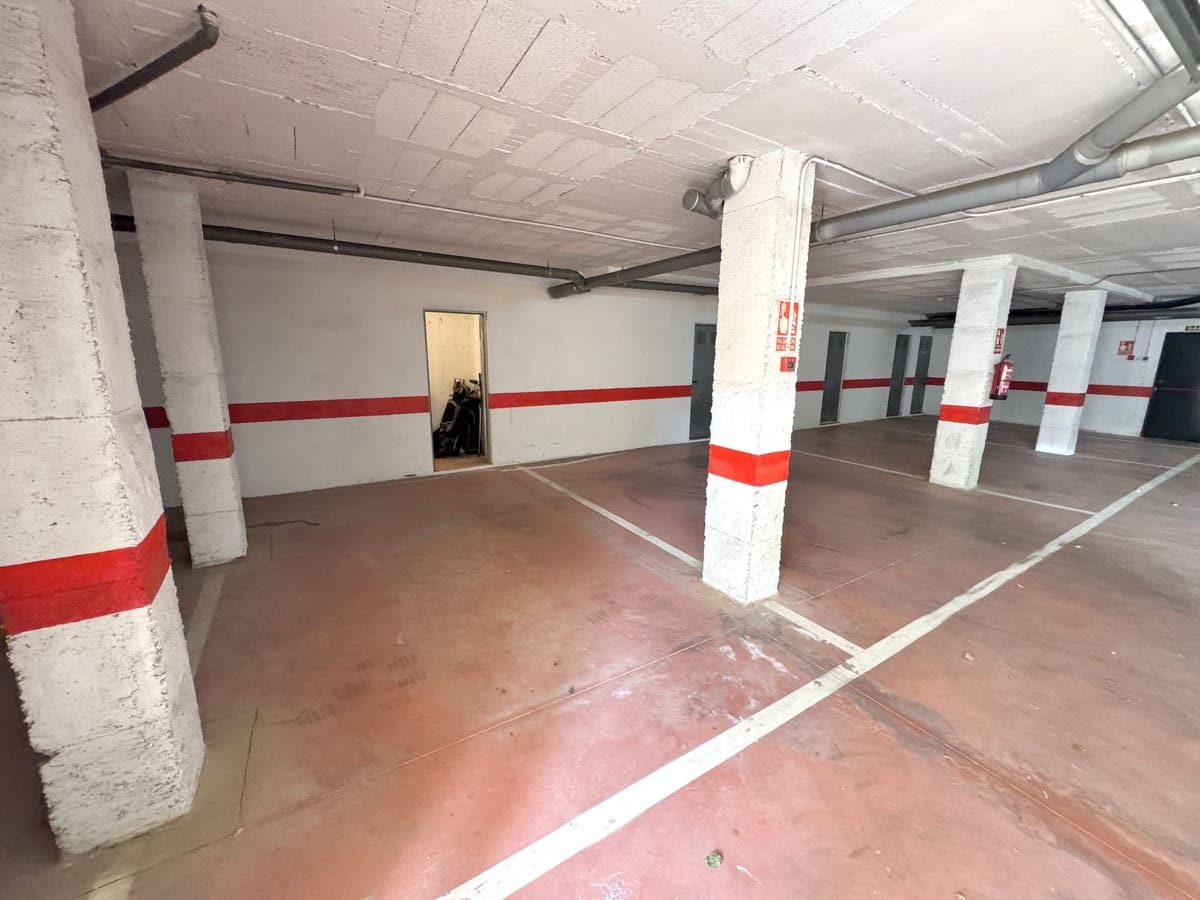 2 soveværelse Lejlighed til salg i Elviria med garage - € 625.000 (Ref: 9798471)