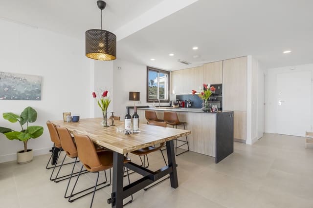 3 sovrum Lägenhet till salu i Castillo Sohail, Fuengirola med garage - 699 000 € (Ref: 9800276)