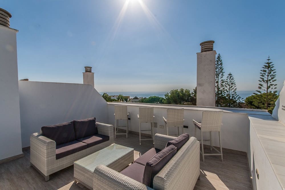 4 soveværelse Penthouse til salg i Elviria med garage - € 1.595.000 (Ref: 9800279)