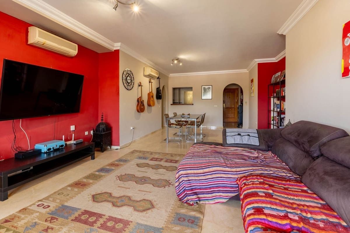 Apartamento de 2 habitaciones en La Cala Hills en venta con garaje - 325.000 € (Ref: 9800280)