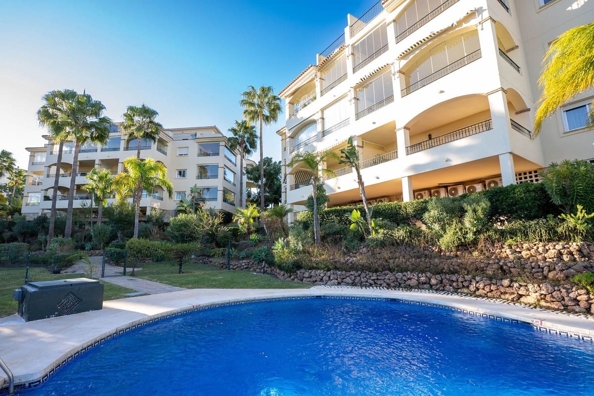 Apartamento de 2 habitaciones en La Cala Hills en venta con garaje - 325.000 € (Ref: 9800280)