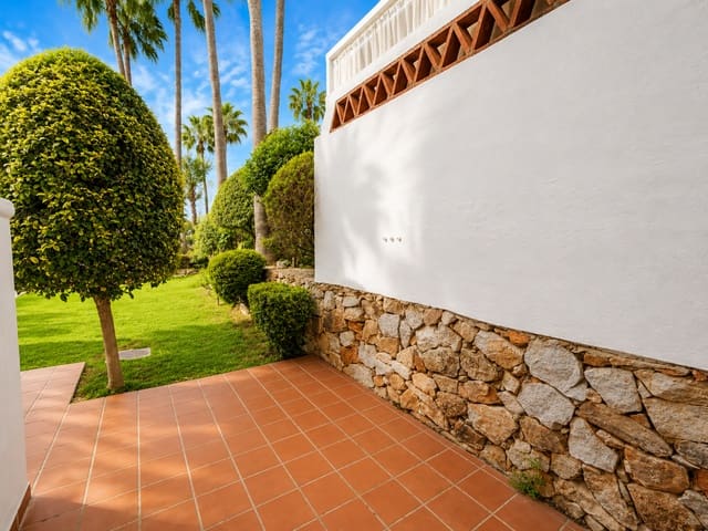 Apartamento de 2 habitaciones en Alhaurín Golf, Alhaurín el Grande en venta con garaje - 285.000 € (Ref: 9805561)