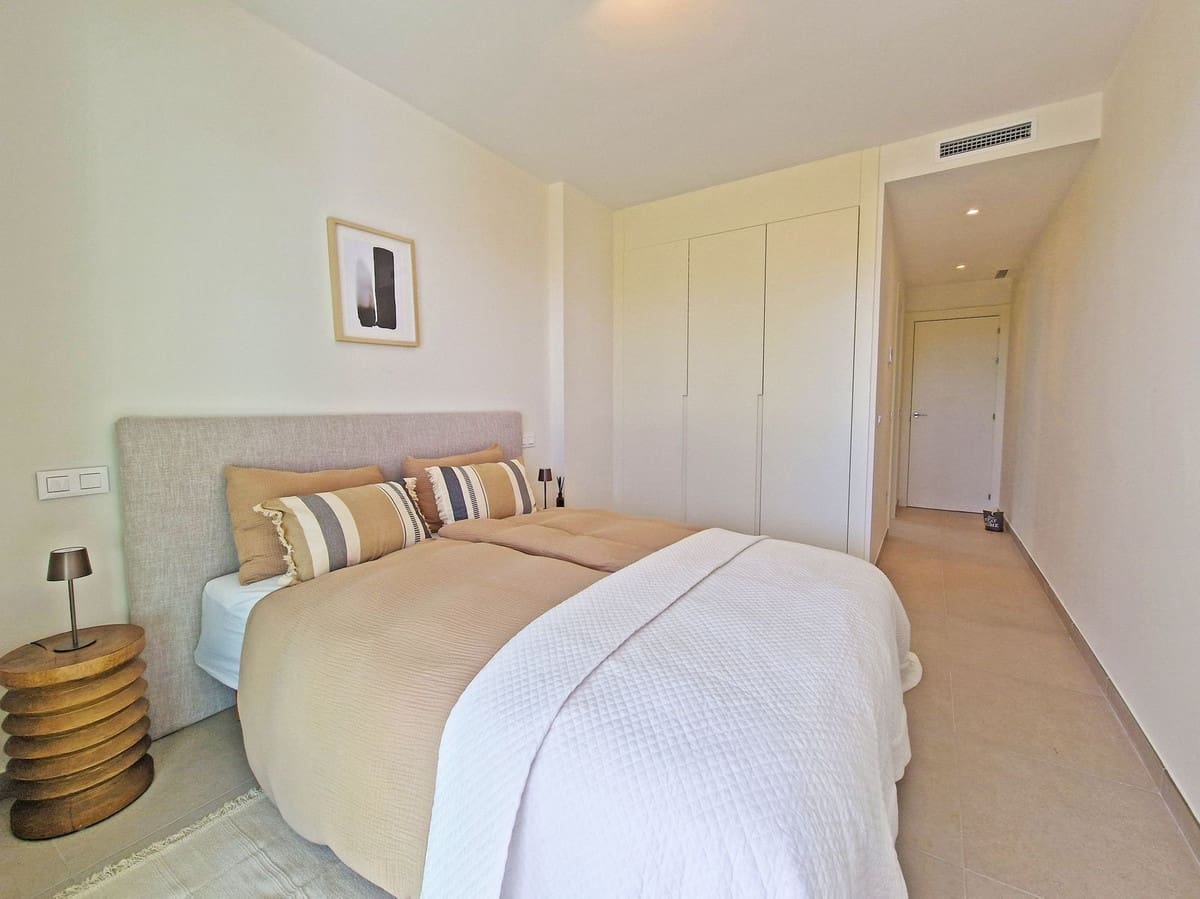 2 bedroom Apartment for sale in La Cala de Mijas with garage - € 445,000 (Ref: 9805562)