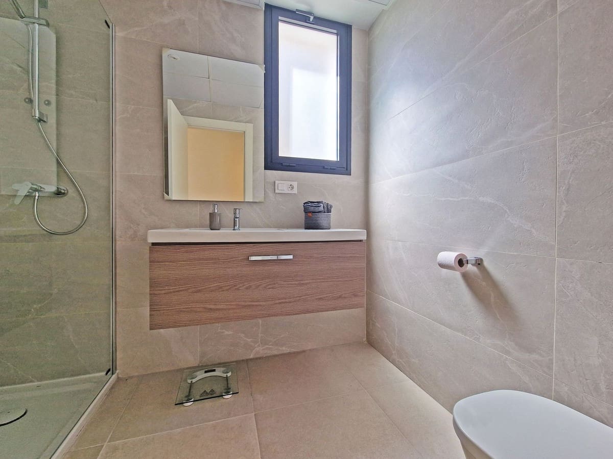 2 bedroom Apartment for sale in La Cala de Mijas with garage - € 445,000 (Ref: 9805562)