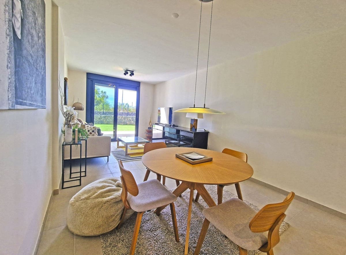 2 bedroom Apartment for sale in La Cala de Mijas with garage - € 445,000 (Ref: 9805562)