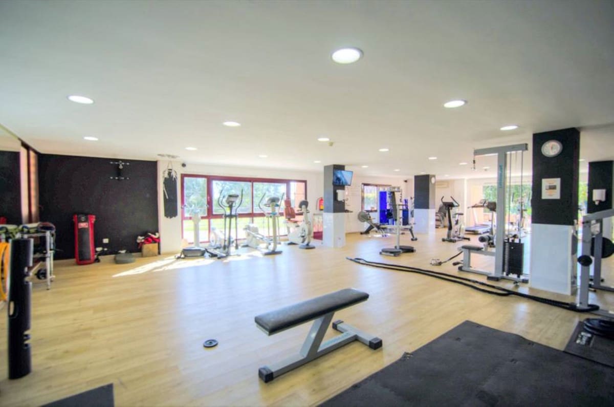 2 Zimmer Apartment zu verkaufen in La Mairena mit Garage - 439.000 € (Ref: 9805563)