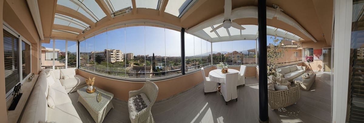 2 bedroom Penthouse for sale in Alhaurin de la Torre with garage - € 799,000 (Ref: 9805564)