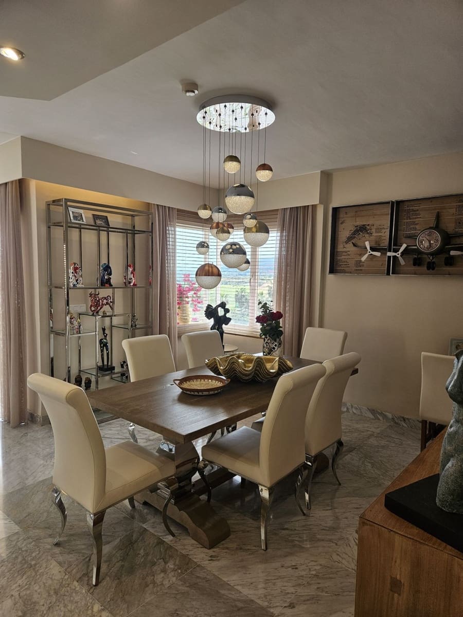 2 bedroom Penthouse for sale in Alhaurin de la Torre with garage - € 799,000 (Ref: 9805564)