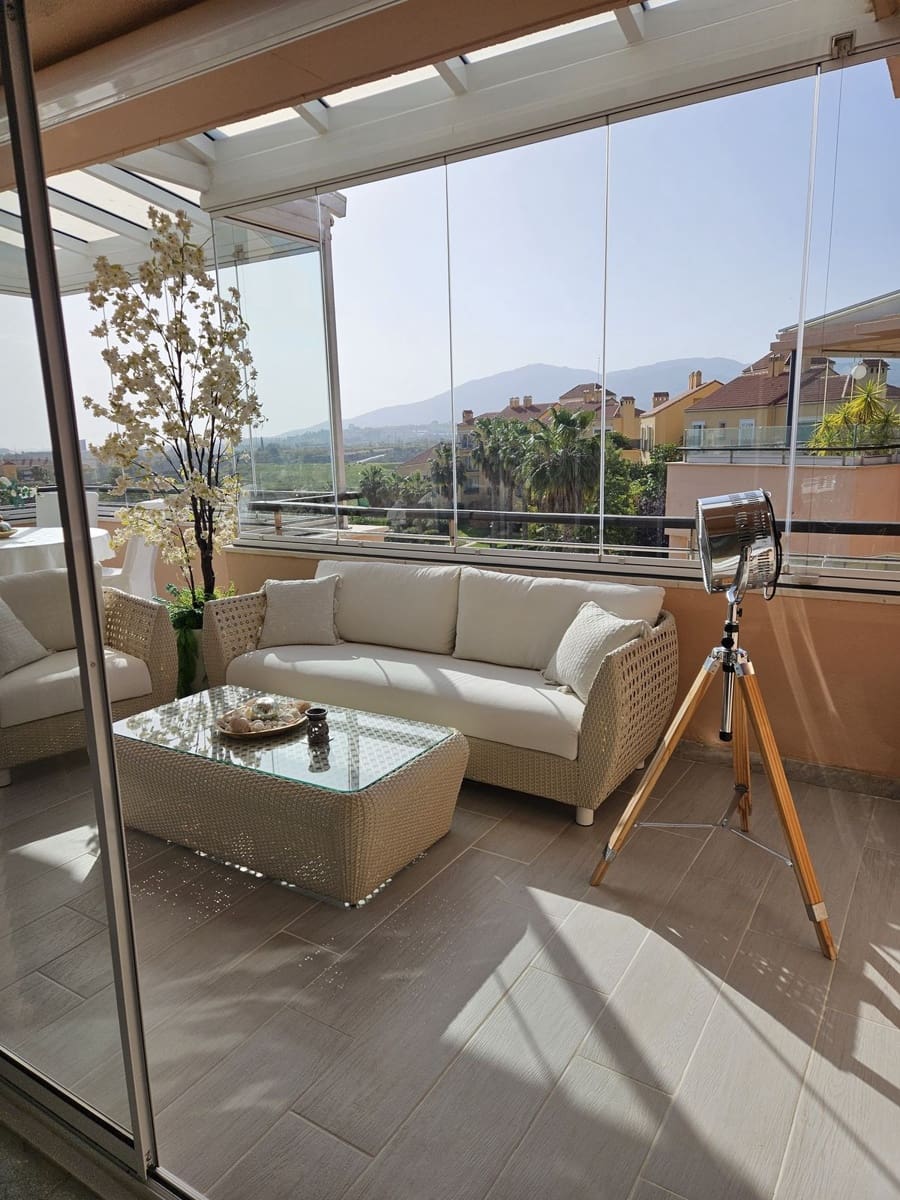 2 bedroom Penthouse for sale in Alhaurin de la Torre with garage - € 799,000 (Ref: 9805564)