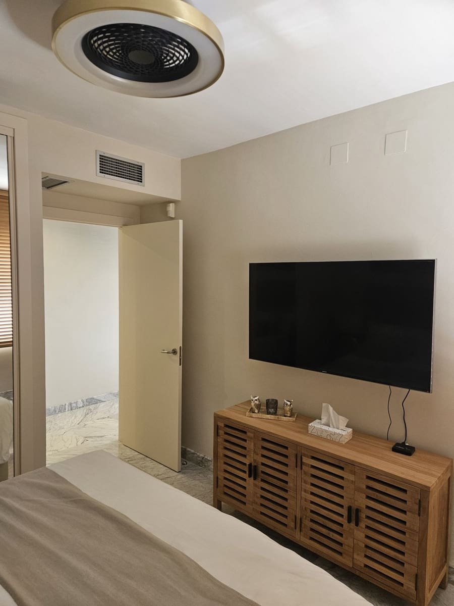 2 bedroom Penthouse for sale in Alhaurin de la Torre with garage - € 799,000 (Ref: 9805564)