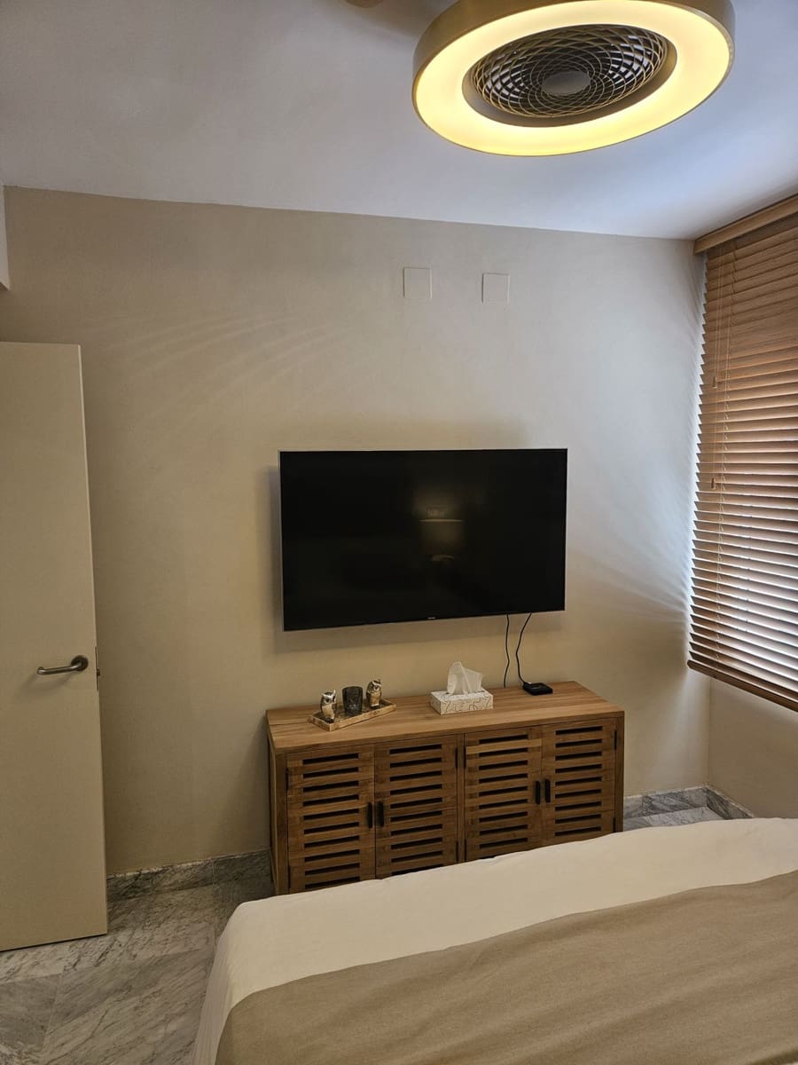 2 bedroom Penthouse for sale in Alhaurin de la Torre with garage - € 799,000 (Ref: 9805564)