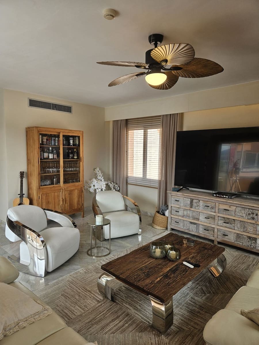 2 bedroom Penthouse for sale in Alhaurin de la Torre with garage - € 799,000 (Ref: 9805564)