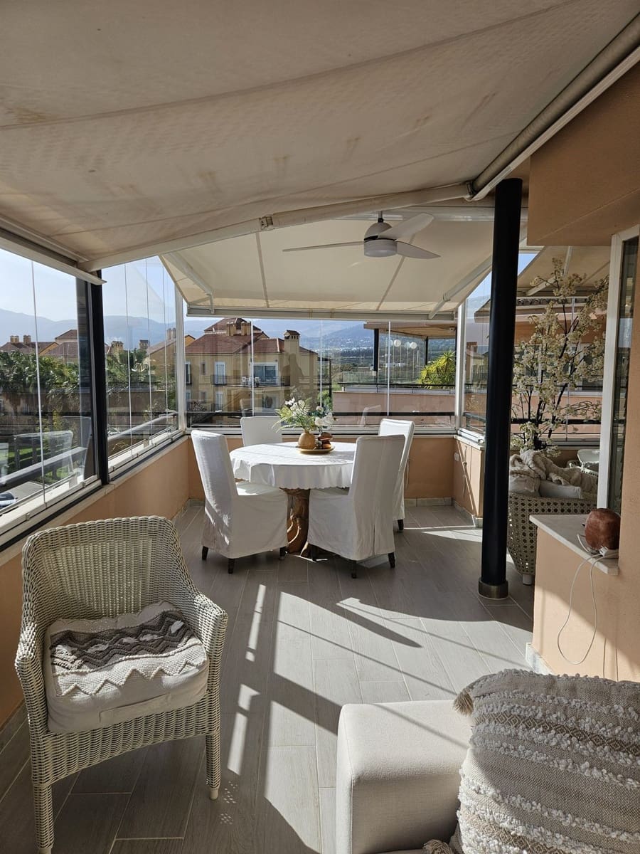 2 bedroom Penthouse for sale in Alhaurin de la Torre with garage - € 799,000 (Ref: 9805564)