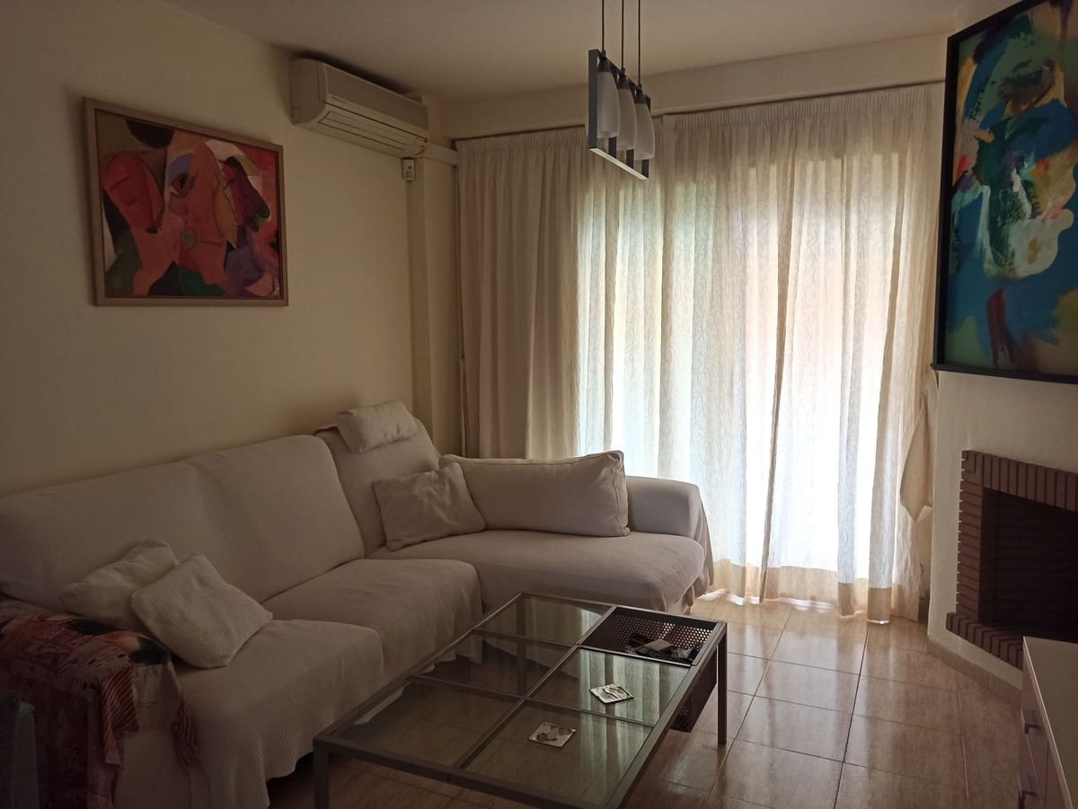 2 bedroom Apartment for sale in Calahonda with garage - € 305,000 (Ref: 9807437)
