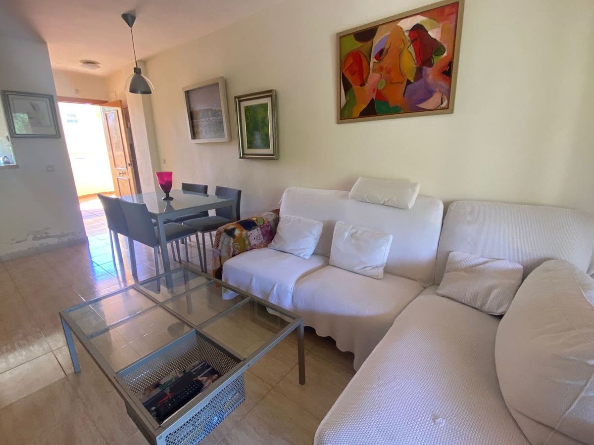 2 bedroom Apartment for sale in Calahonda with garage - € 305,000 (Ref: 9807437)