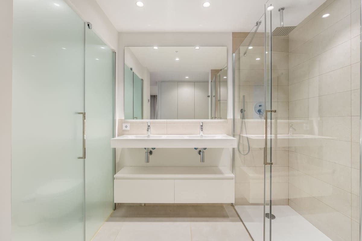 2 bedroom Apartment for sale in Fuengirola with garage - € 540,000 (Ref: 9810894)