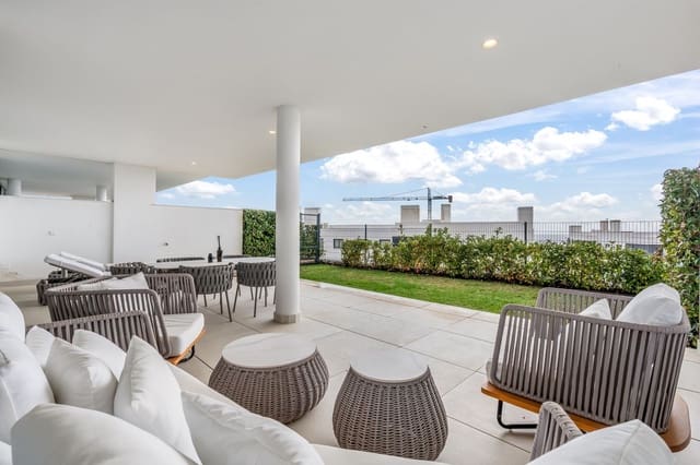 2 bedroom Apartment for sale in El Higuerón, Fuengirola with garage - € 540,000 (Ref: 9810894)