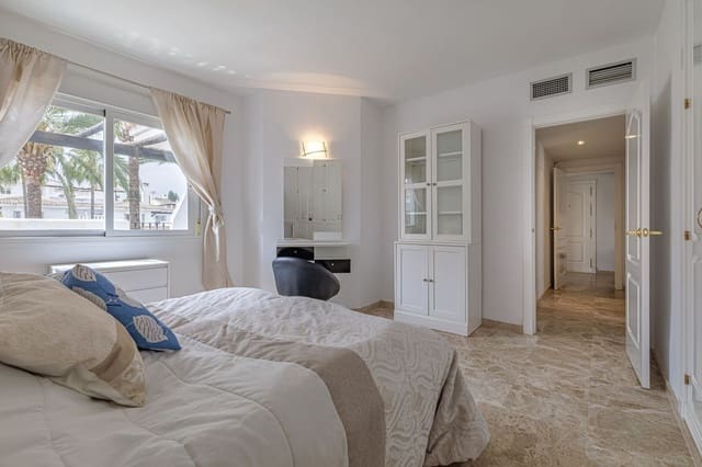 3 quarto Apartamento para venda em Casco Antiguo, Marbella - 575 000 € (Ref: 9810896)