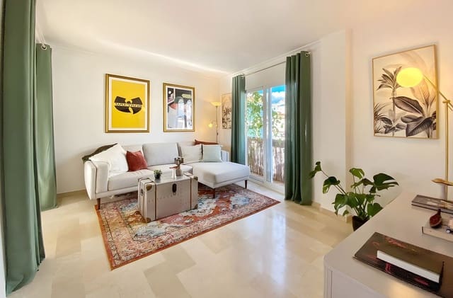 1 sypialnia Penthouse na sprzedaż w Casco Antiguo, Marbella - 399 000 € (Ref: 9810897)