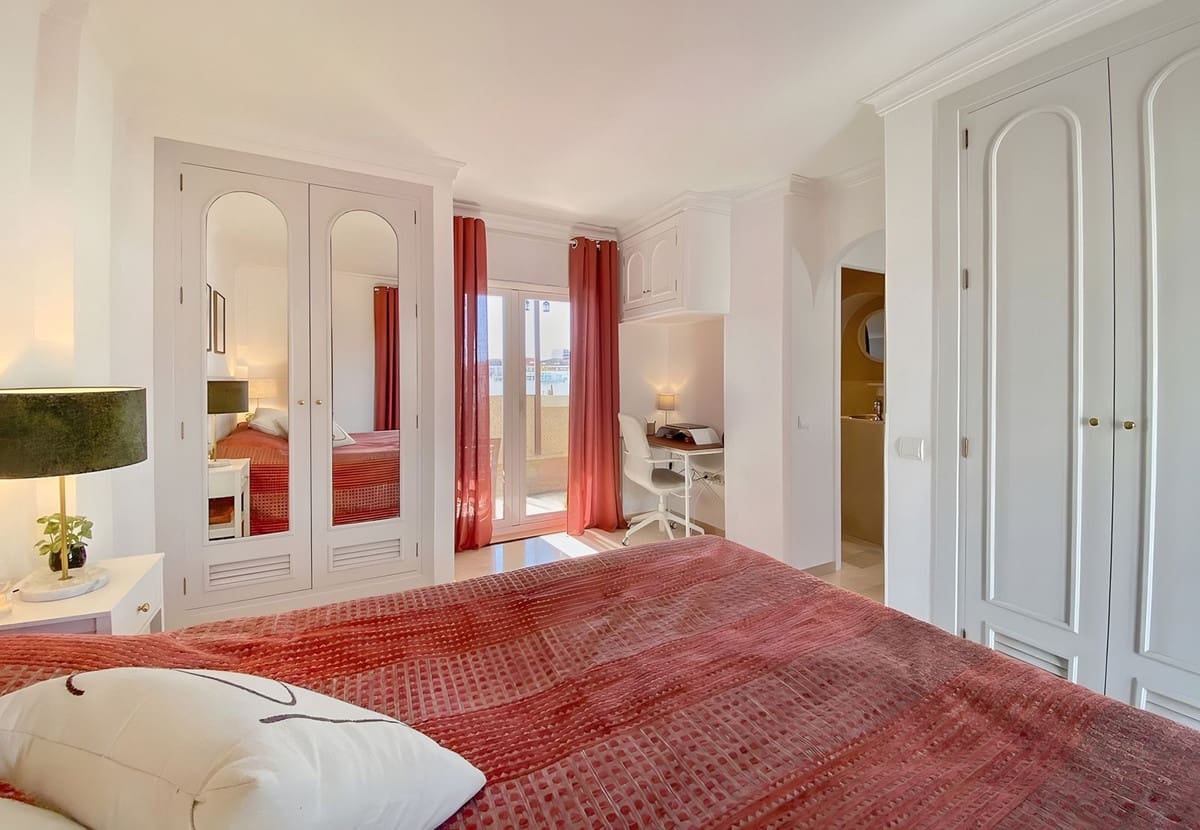 1 sypialnia Penthouse na sprzedaż w Marbella - 399 000 € (Ref: 9810897)