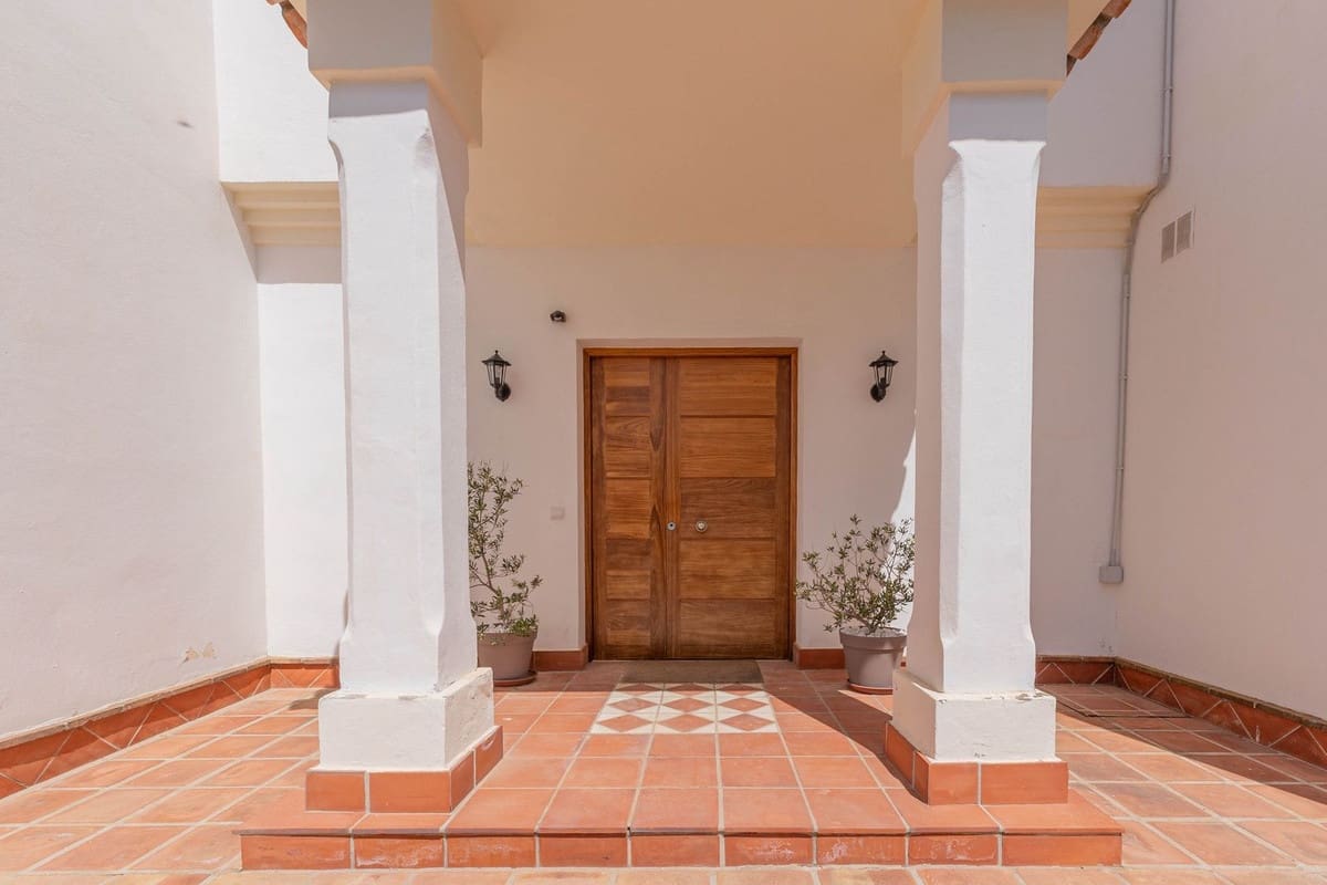 5 sovrum Villa till salu i La Cala Golf - 1 890 000 € (Ref: 9810900)