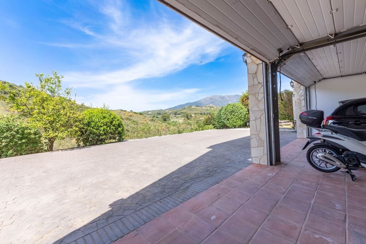 5 sovrum Villa till salu i La Cala Golf - 1 890 000 € (Ref: 9810900)
