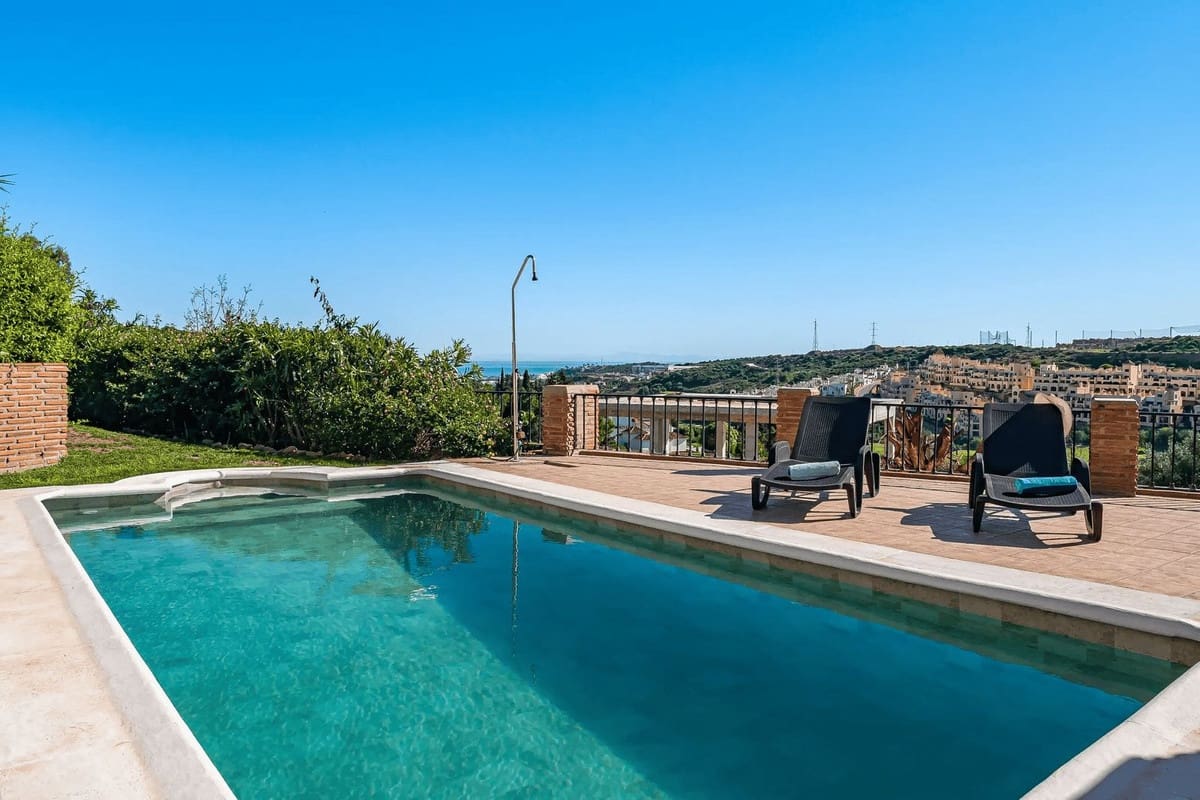 4 chambre Villa/Maison à vendre à Estepona - 1 500 000 € (Ref: 9812704)