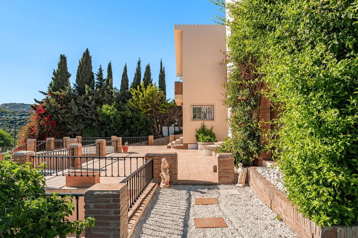 4 chambre Villa/Maison à vendre à Estepona - 1 500 000 € (Ref: 9812704)