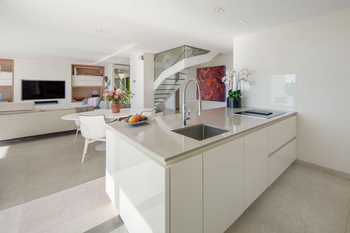 3 sovrum Takvåning till salu i Golden Mile - 2 495 000 € (Ref: 9813608)