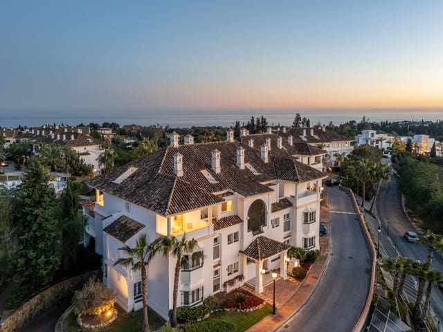 3 sovrum Takvåning till salu i Golden Mile, Marbella - 2 495 000 € (Ref: 9813608)