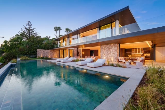 8 makuuhuone Huvila myytävänä paikassa Casco Antiguo, Marbella - 19 880 000 € (Ref: 9813609)