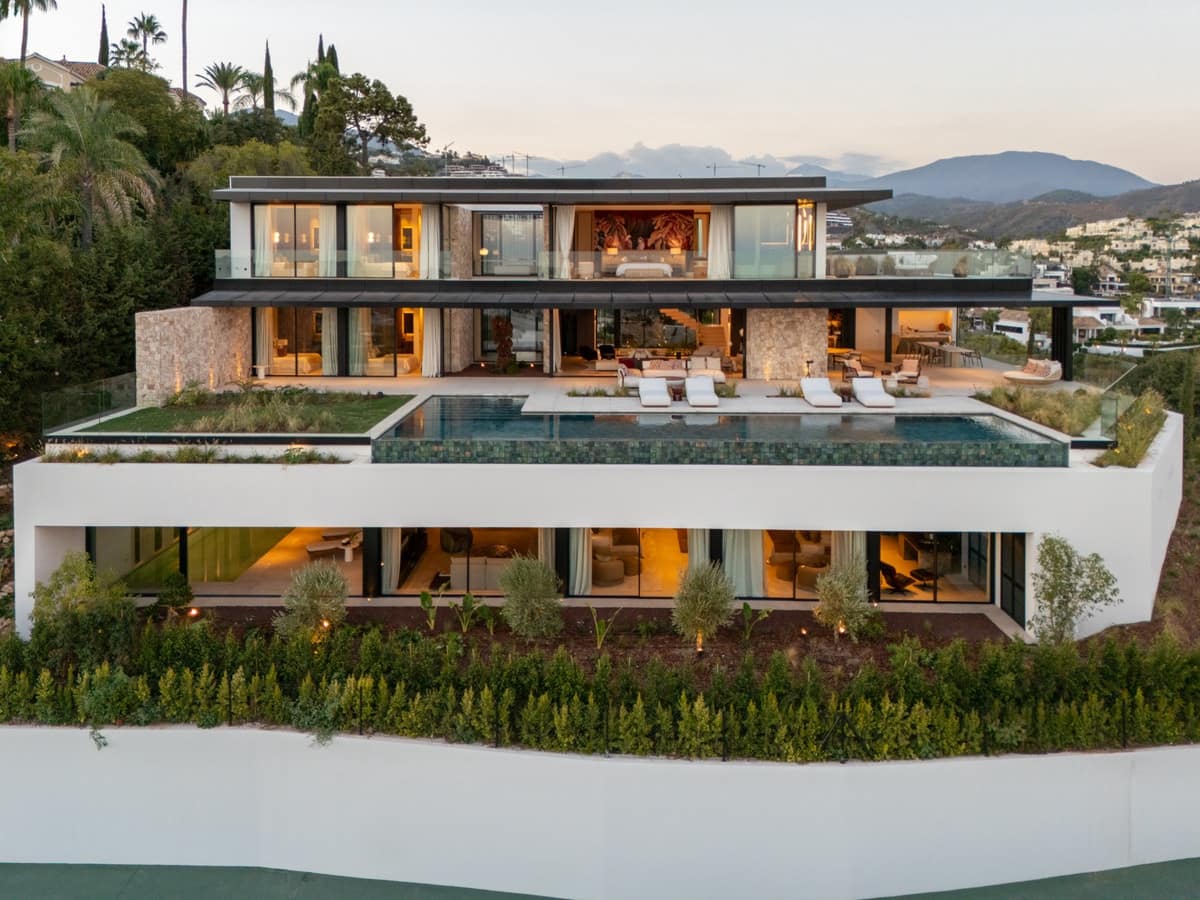 8 makuuhuone Huvila myytävänä paikassa Marbella - 19 880 000 € (Ref: 9813609)